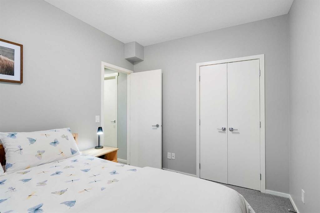 288 Copperstone Gardens Se, Calgary, AB - Indoor Photo Showing Bedroom