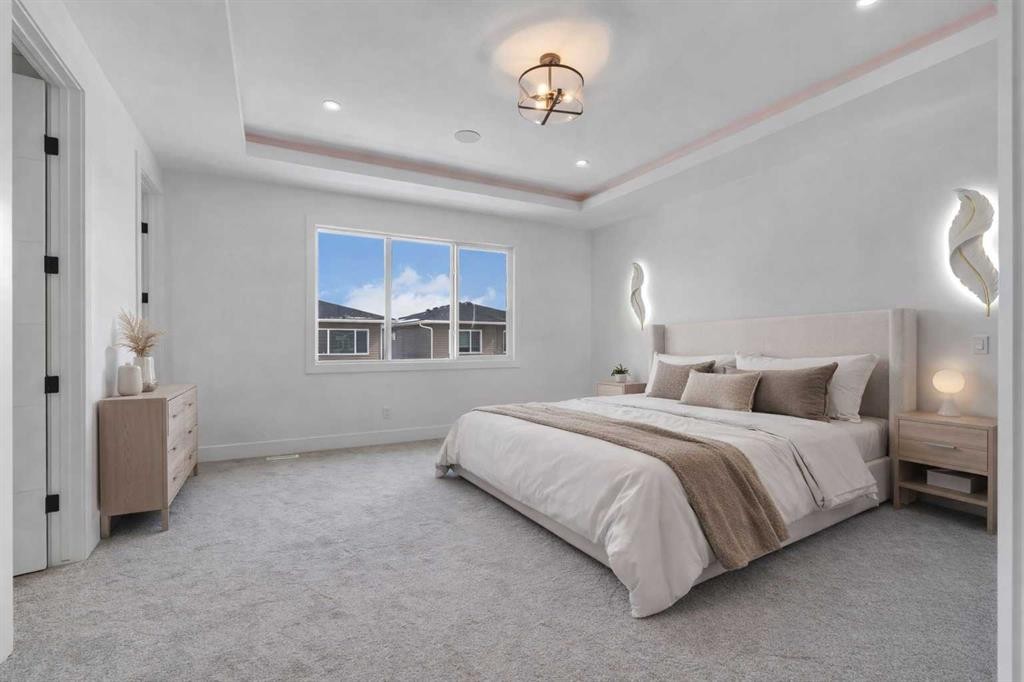 223 Kinniburgh Loop, Chestermere, AB - Indoor Photo Showing Bedroom