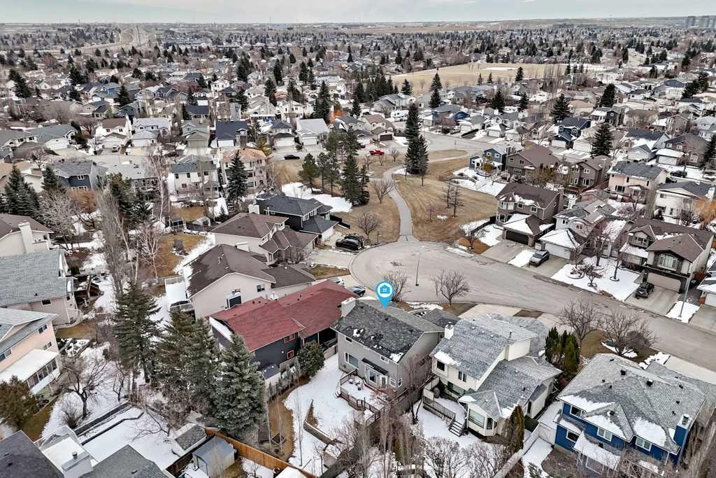256 Riverside Mews Se, Calgary, AB - Outdoor With View