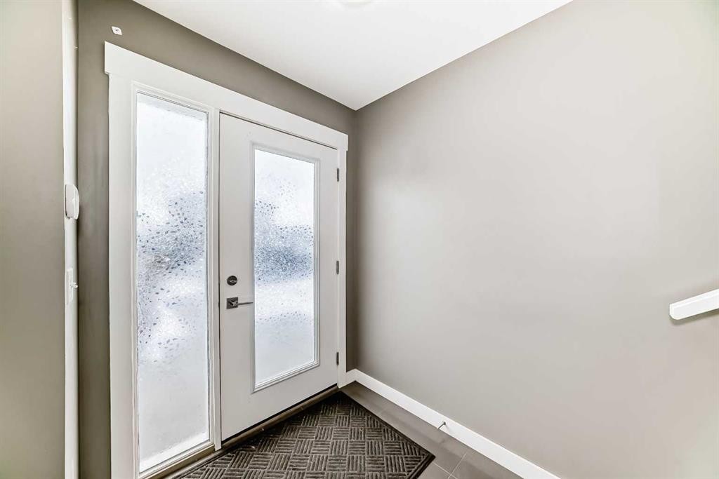 53-111 Rainbow Falls, Chestermere, AB - Indoor Photo Showing Other Room