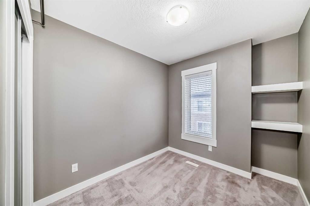 53-111 Rainbow Falls, Chestermere, AB - Indoor Photo Showing Other Room