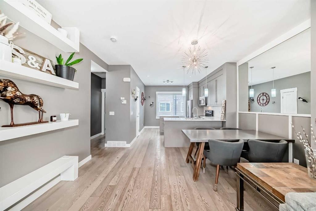 53-111 Rainbow Falls, Chestermere, AB - Indoor Photo Showing Dining Room