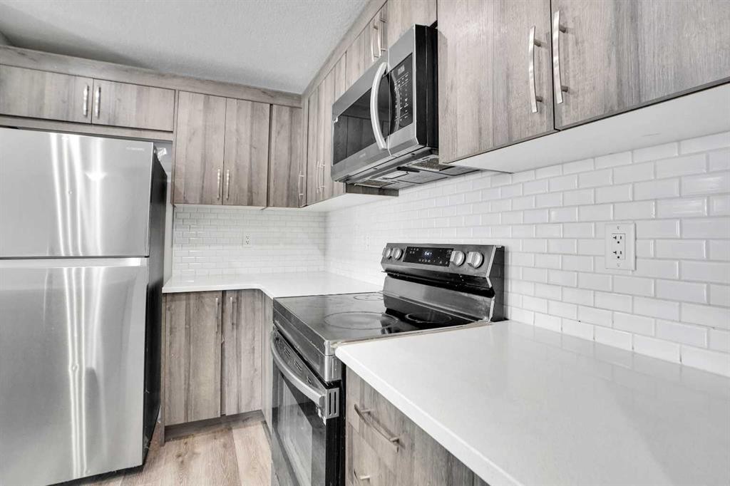 214 Cityside Grove Ne, Calgary, AB - Indoor Photo Showing Kitchen