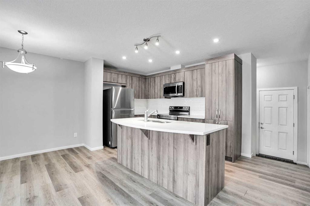 214 Cityside Grove Ne, Calgary, AB - Indoor Photo Showing Kitchen