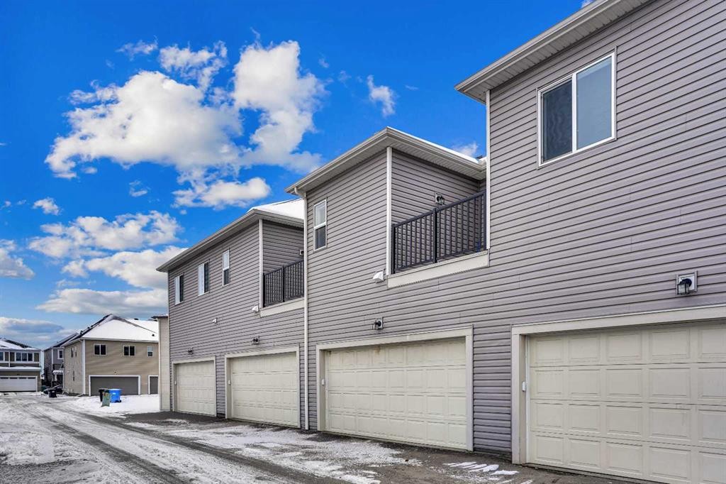 214 Cityside Grove Ne, Calgary, AB - Outdoor