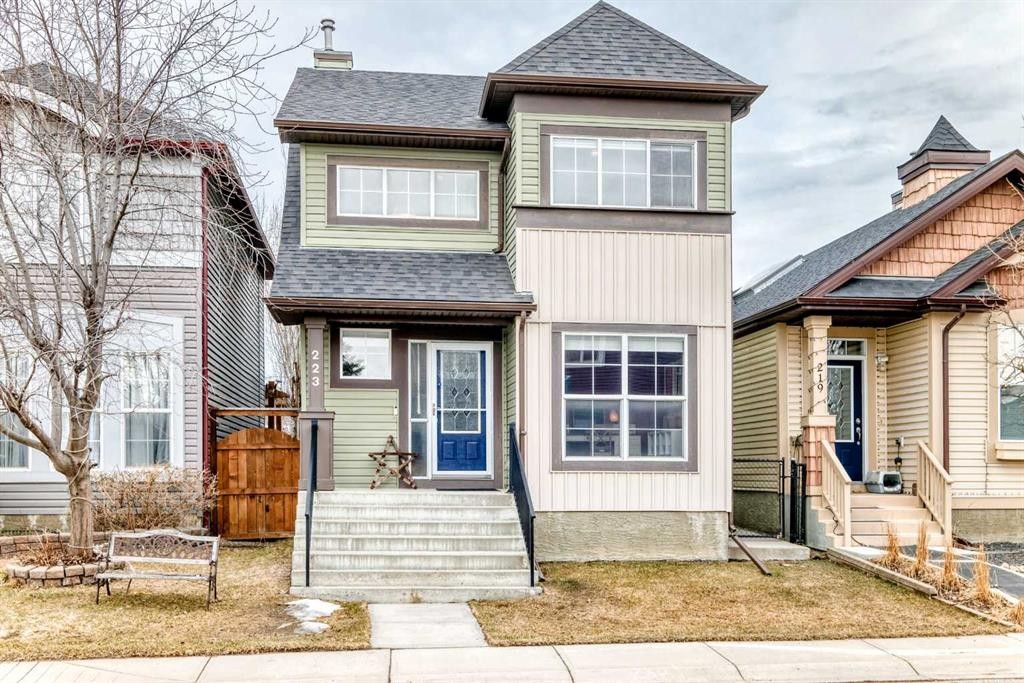223 Auburn Bay Heights Se, Calgary, AB - Outdoor With Facade
