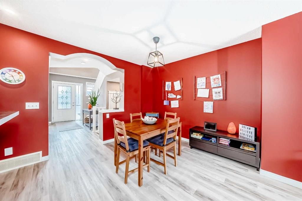 223 Auburn Bay Heights Se, Calgary, AB - Indoor Photo Showing Other Room