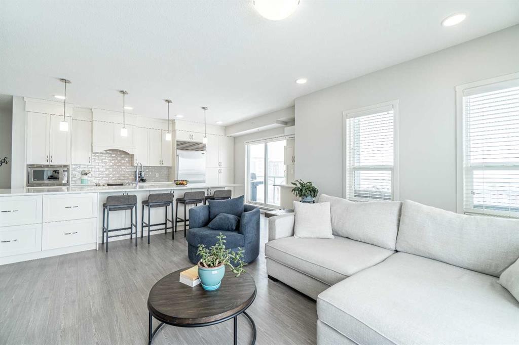 429-20 Seton Park Se, Calgary, AB - Indoor Photo Showing Living Room