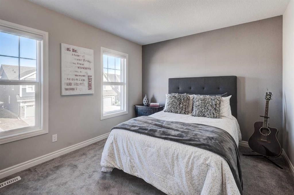 255 Riviera Way, Cochrane, AB