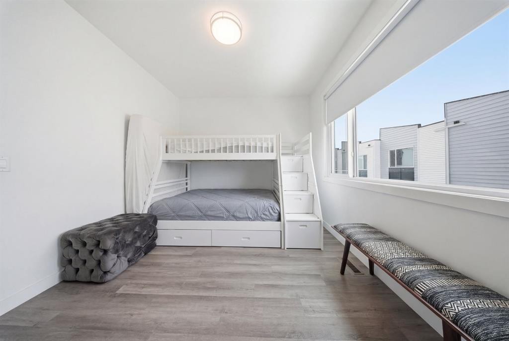 505-101 Panatella Square Nw, Calgary, AB - Indoor Photo Showing Bedroom