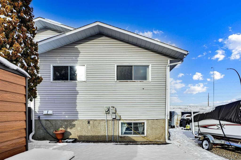 280 Whitworth Way Ne, Calgary, AB