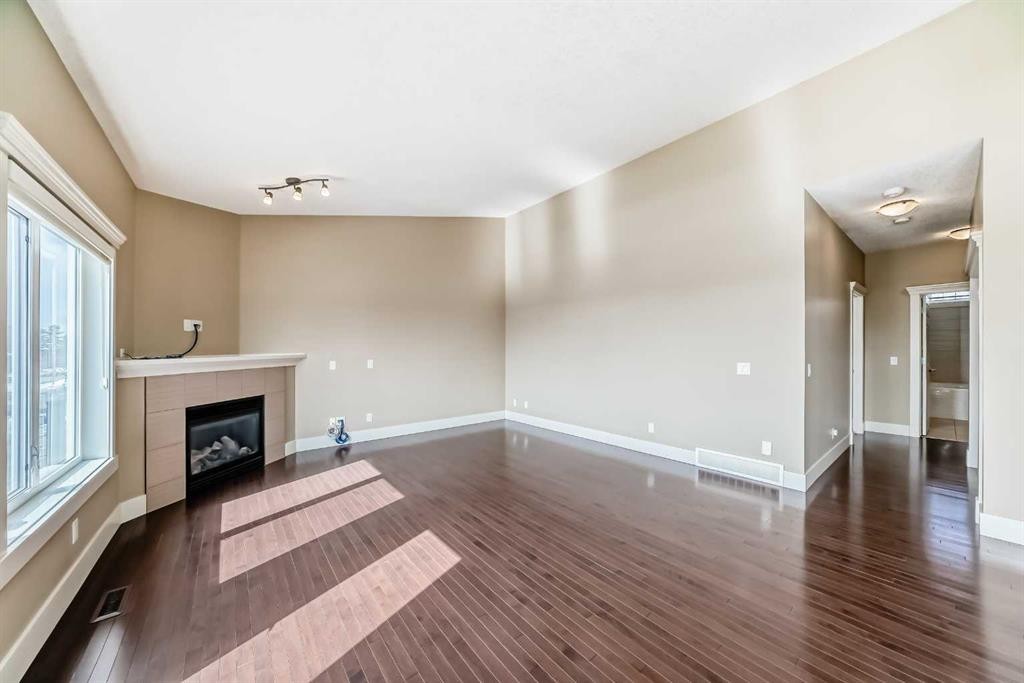 520 Rocky Vista Gardens Nw, Calgary, AB