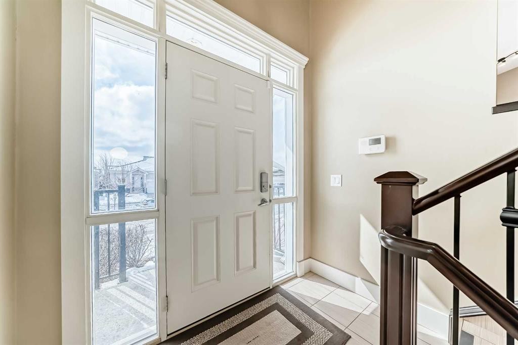 520 Rocky Vista Gardens Nw, Calgary, AB