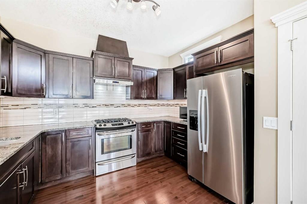 520 Rocky Vista Gardens Nw, Calgary, AB
