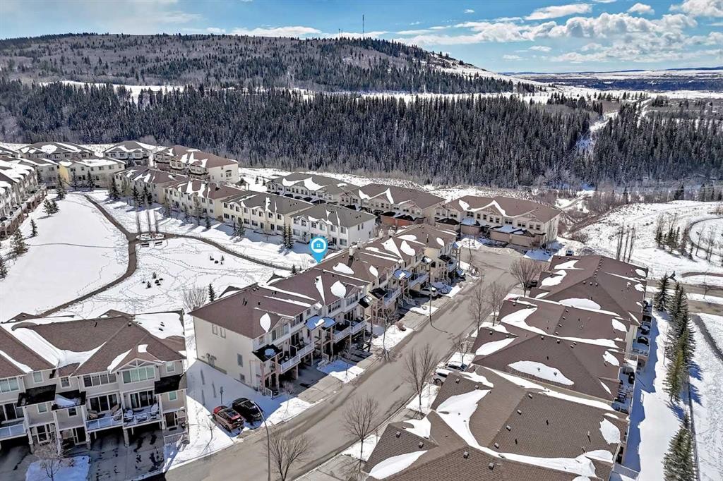 296 Sunset Point, Cochrane, AB - Outdoor With View