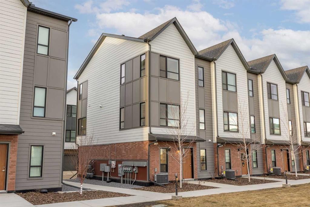 617-20295 Seton Way Se, Calgary, AB - Outdoor