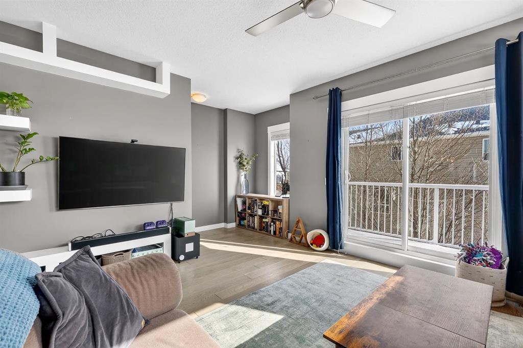 43-111 Rainbow Falls Gate, Chestermere, AB - Indoor