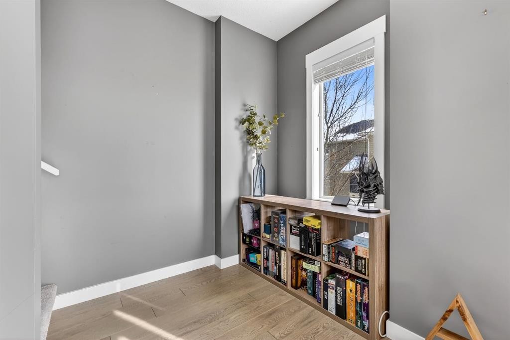 43-111 Rainbow Falls Gate, Chestermere, AB - Indoor Photo Showing Other Room