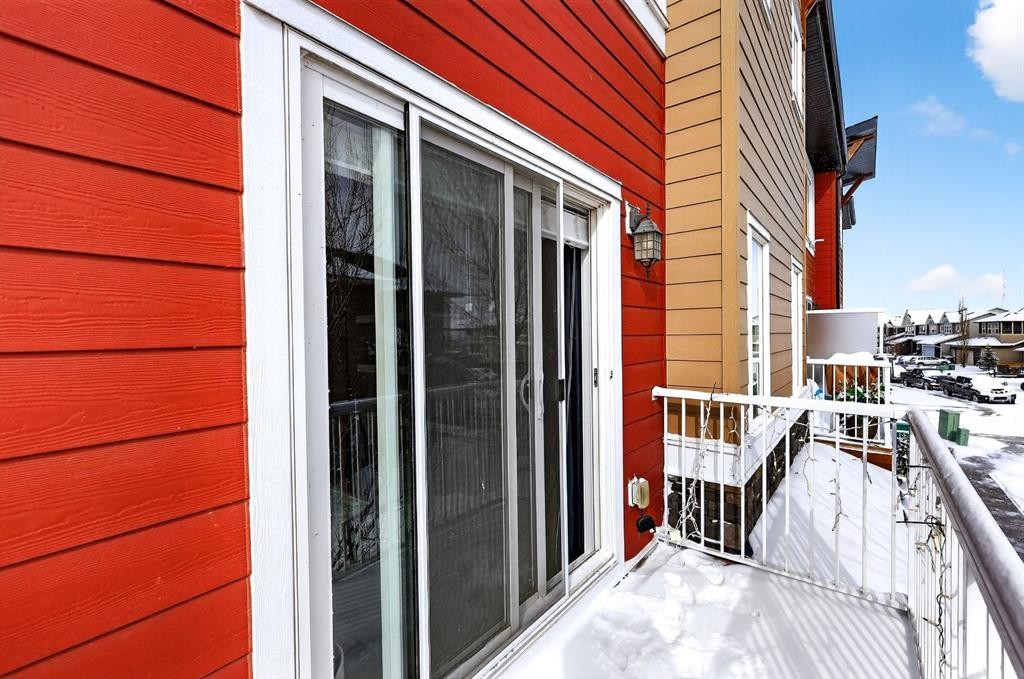 43-111 Rainbow Falls Gate, Chestermere, AB - Outdoor With Exterior