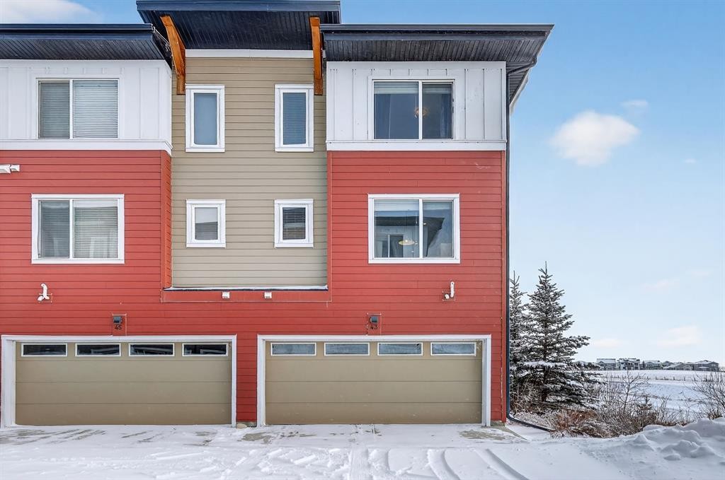 43-111 Rainbow Falls Gate, Chestermere, AB - Outdoor With Exterior