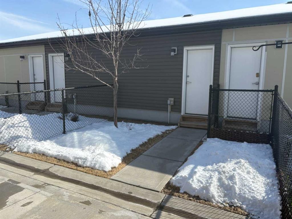 342 Redstone Boulevard Ne, Calgary, AB - Outdoor With Exterior