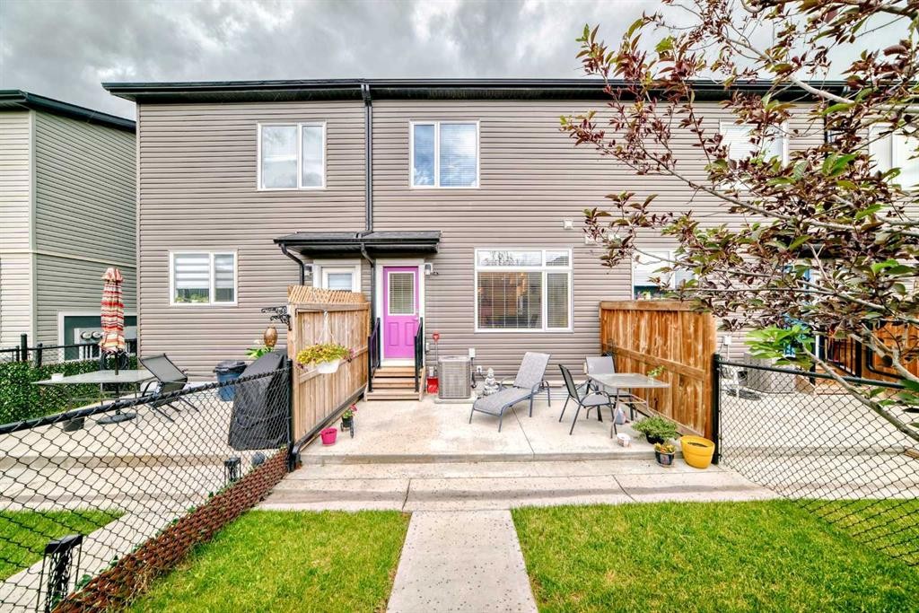 342 Redstone Boulevard Ne, Calgary, AB - Outdoor With Exterior