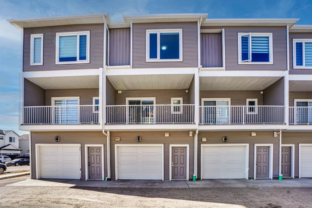 239 Saddlepeace Crescent Ne, Calgary, AB - Outdoor With Facade
