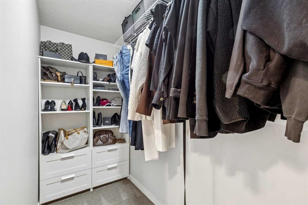 44 Legacy Landing Se, Calgary, AB - Indoor With Storage