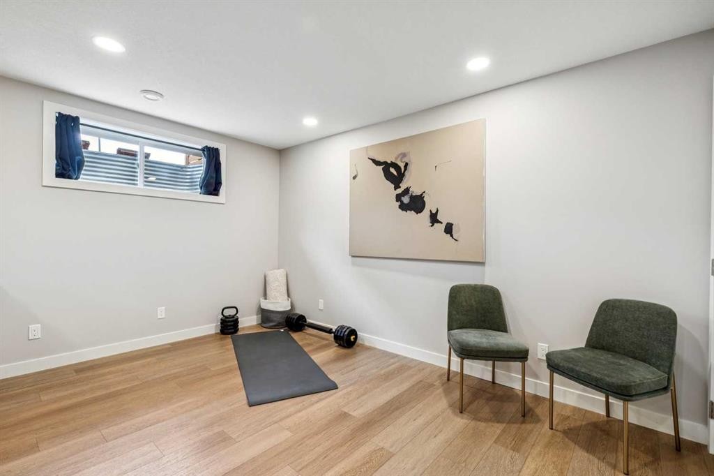 44 Legacy Landing Se, Calgary, AB - Indoor