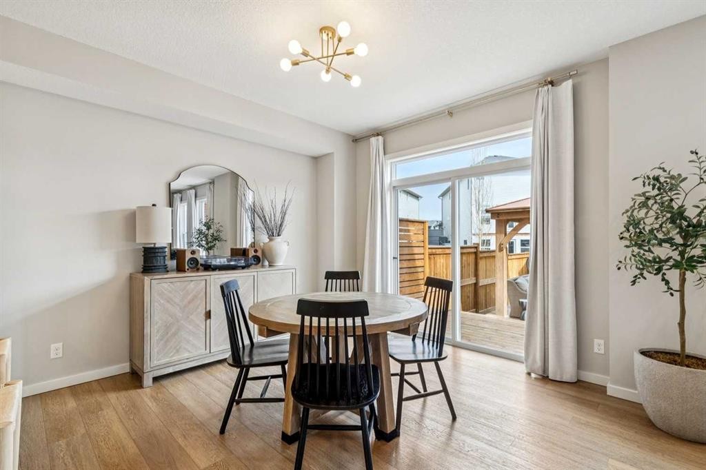 44 Legacy Landing Se, Calgary, AB - Indoor Photo Showing Dining Room