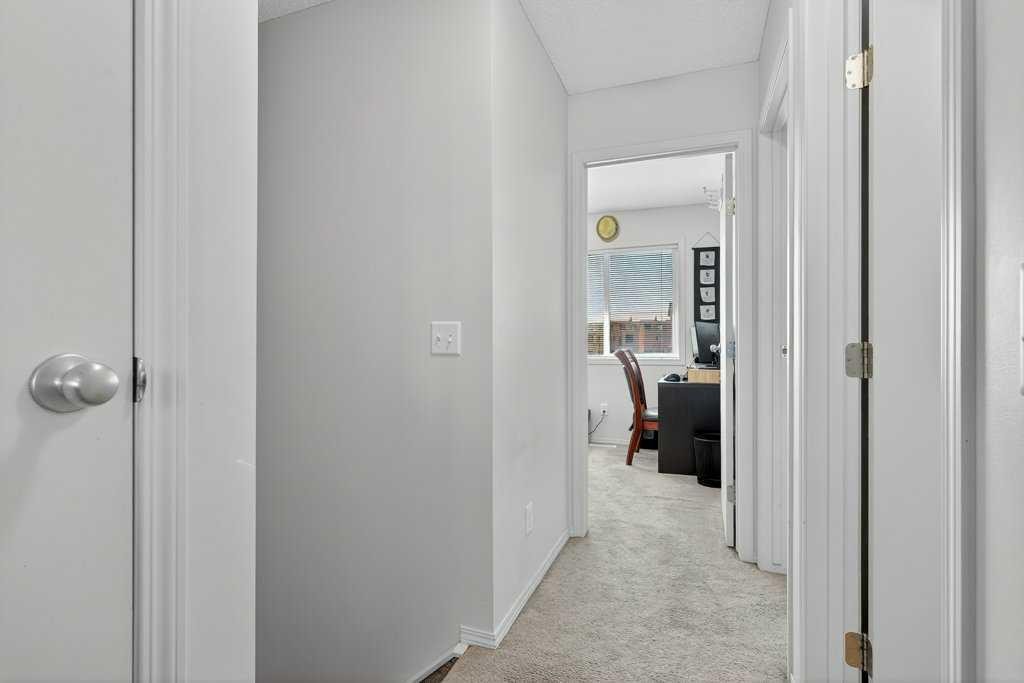 243 Redstone Drive Ne, Calgary, AB - Indoor