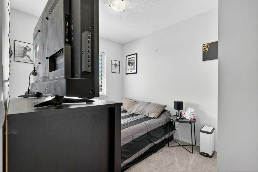 243 Redstone Drive Ne, Calgary, AB - Indoor