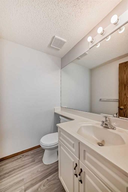 172 Panorama Hills Place Nw, Calgary, AB - Indoor Photo Showing Bathroom