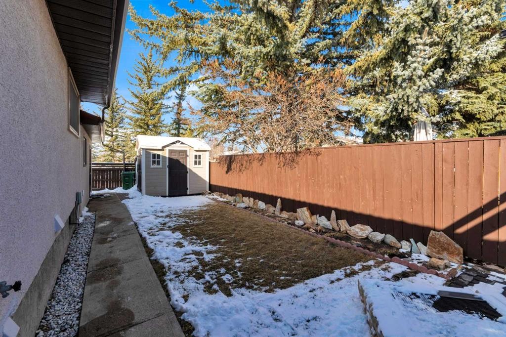 6004 Maddock Drive Ne, Calgary, AB - Outdoor