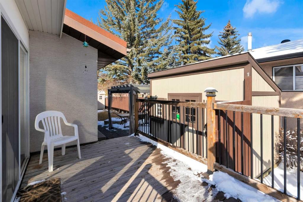 6004 Maddock Drive Ne, Calgary, AB - Outdoor With Deck Patio Veranda With Exterior
