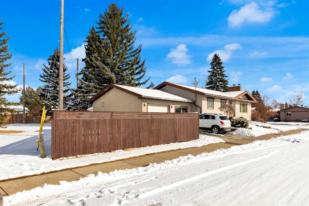 6004 Maddock Drive Ne, Calgary, AB - Outdoor