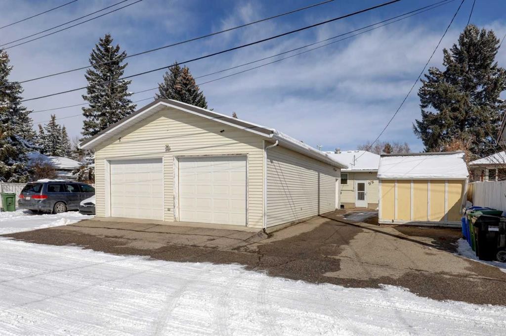 4513 Forman Crescent Se, Calgary, AB - Outdoor