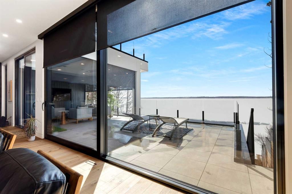 71 Birchcliff Road, Birchcliff, AB - Photo Showing Other Room With Body Of Water