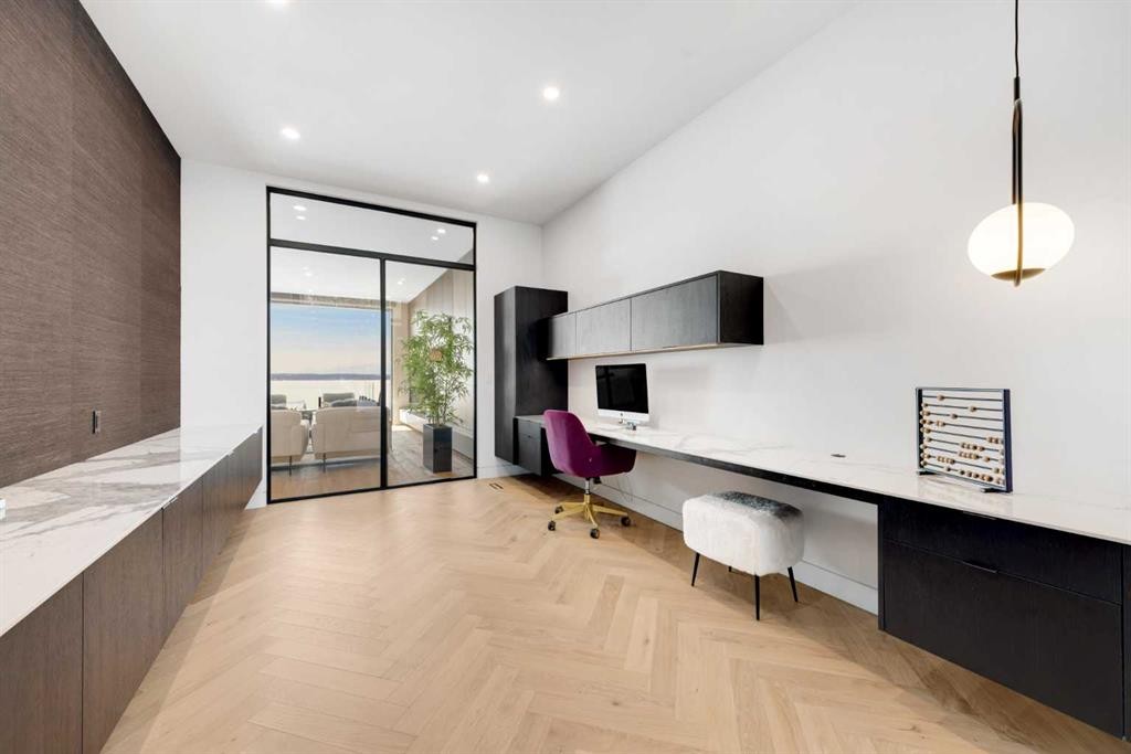 71 Birchcliff Road, Birchcliff, AB - Indoor Photo Showing Office