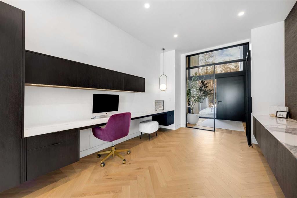 71 Birchcliff Road, Birchcliff, AB - Indoor Photo Showing Office