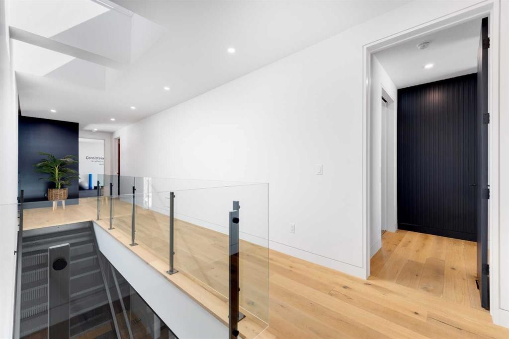 71 Birchcliff Road, Birchcliff, AB - Indoor Photo Showing Other Room