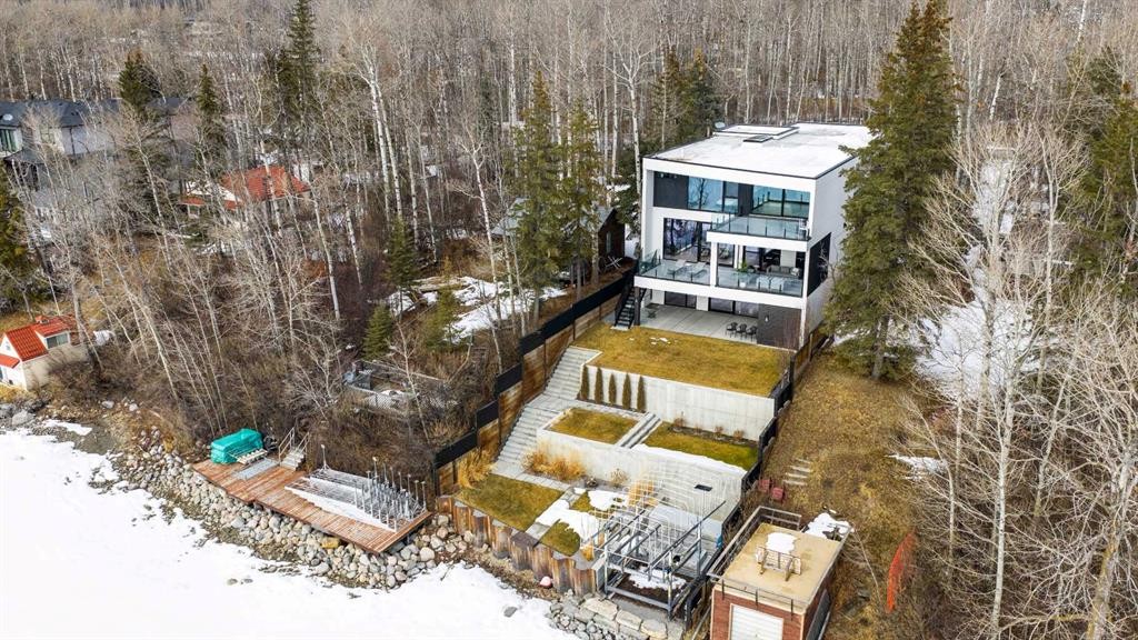 71 Birchcliff Road, Birchcliff, AB - Outdoor