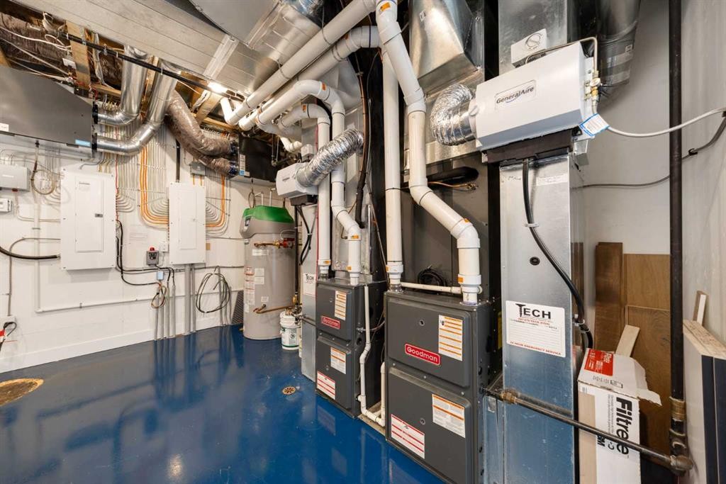 71 Birchcliff Road, Birchcliff, AB - Indoor Photo Showing Basement