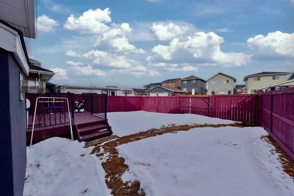 18 Redstone Manor Ne, Calgary, AB - Outdoor