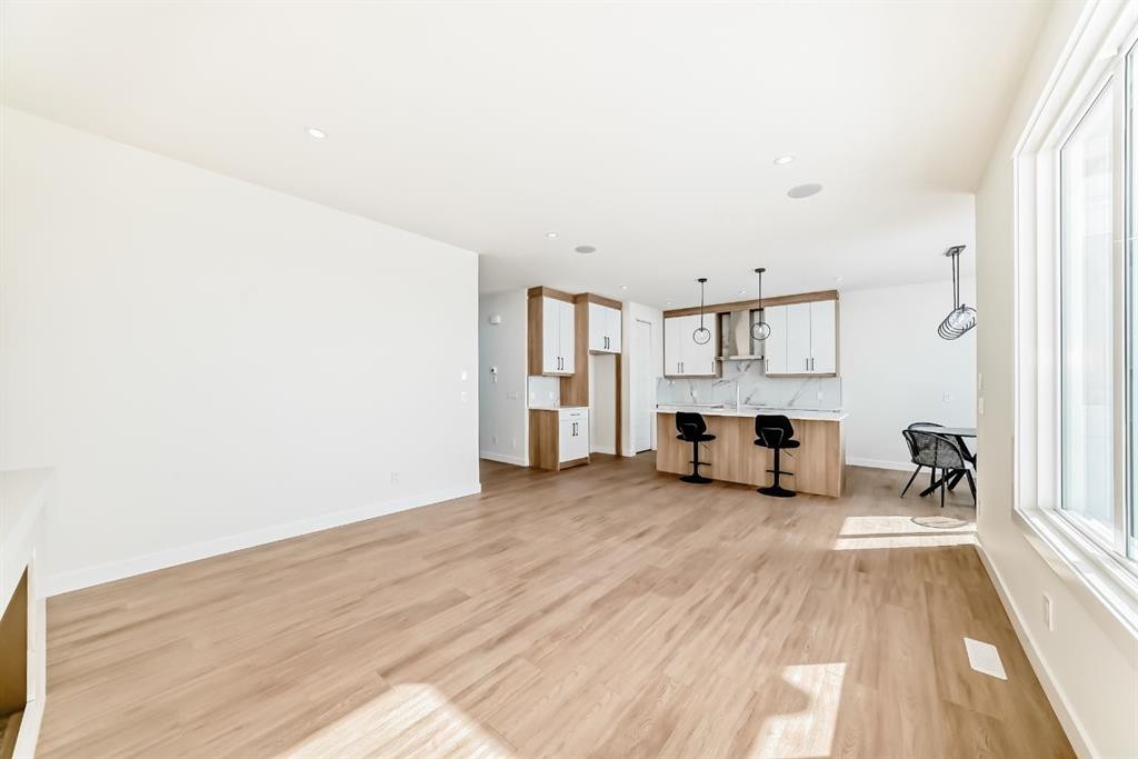 122 Waterstone Way, Chestermere, AB - Indoor