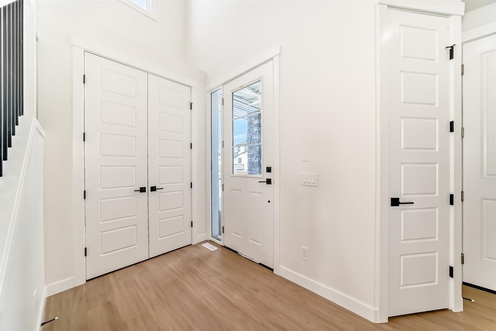 122 Waterstone Way, Chestermere, AB - Indoor Photo Showing Other Room