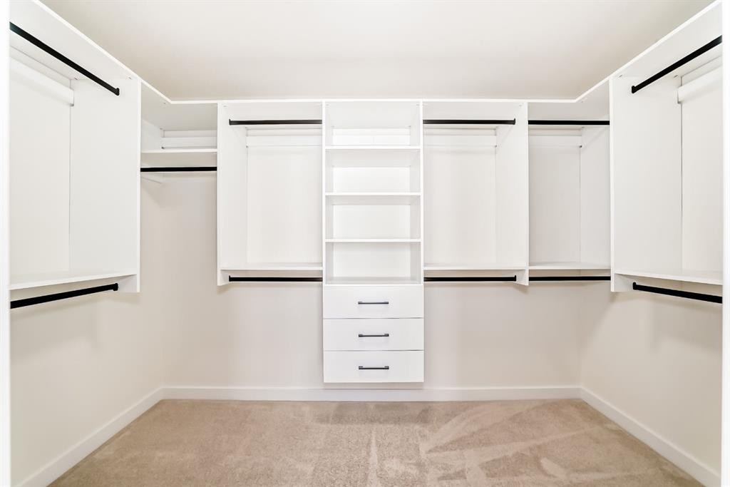 122 Waterstone Way, Chestermere, AB - Indoor With Storage