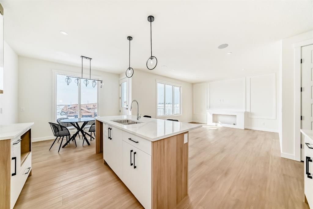 122 Waterstone Way, Chestermere, AB - Indoor Photo Showing Kitchen
