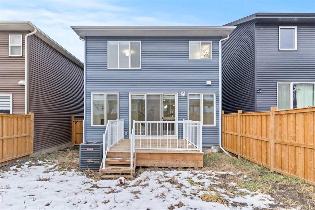 109 Mallard Grove Se, Calgary, AB - Outdoor