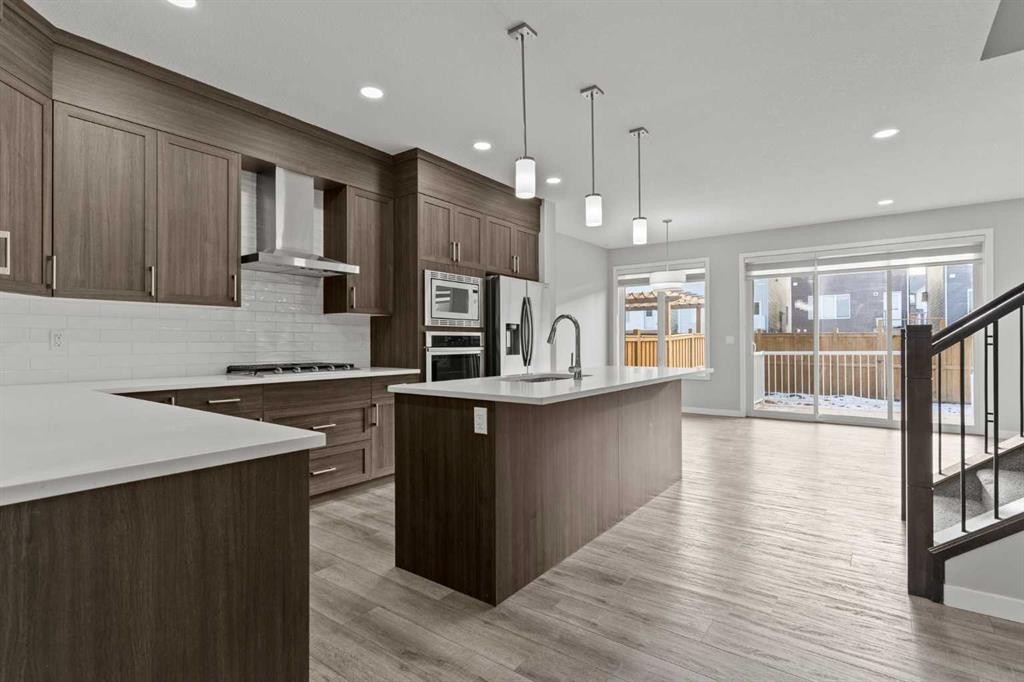 109 Mallard Grove Se, Calgary, AB - Indoor Photo Showing Kitchen With Upgraded Kitchen